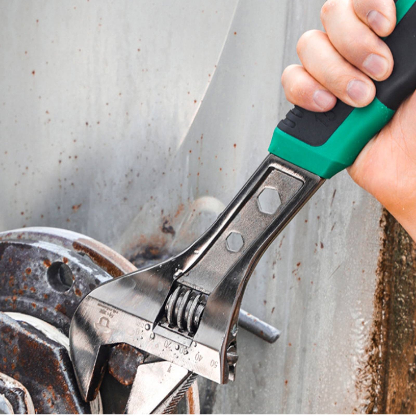 Clé à molette dentée réglable  - Plumbing avis et prix